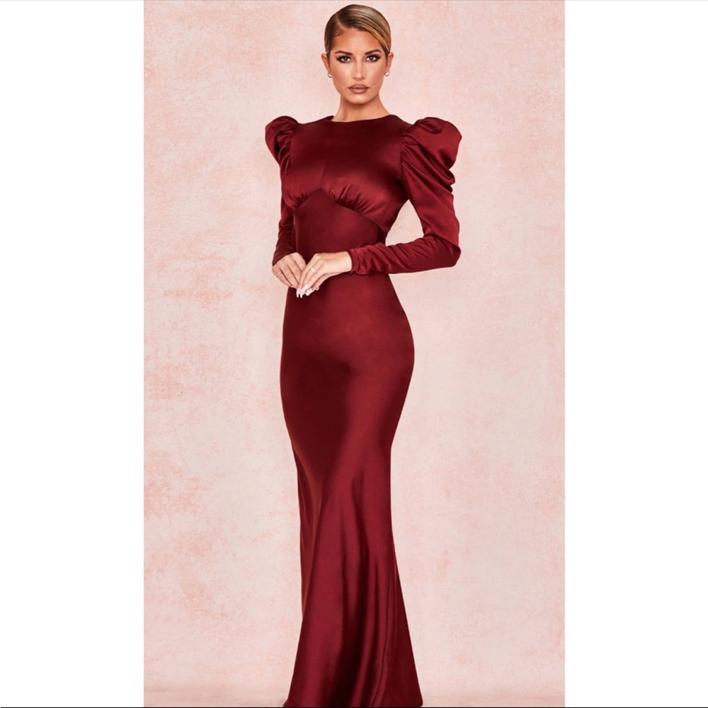 HOUSE OF CB Ottillie Sexy Open Back Puff Sleeves
Silky Satin Red Maxi Gown Dress - Picture 11 of 14
